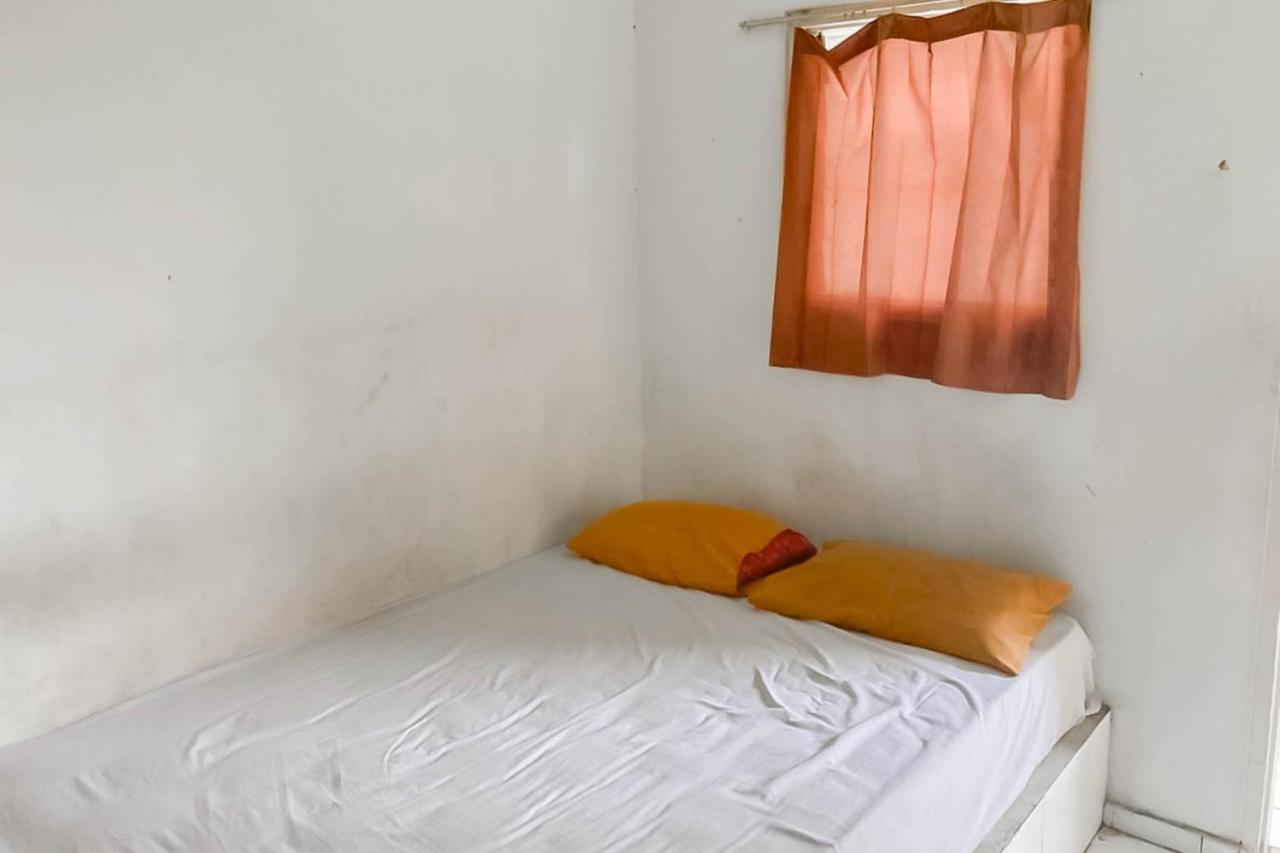 בנדונג Hotel Arimbi 3 Redpartner מראה חיצוני תמונה